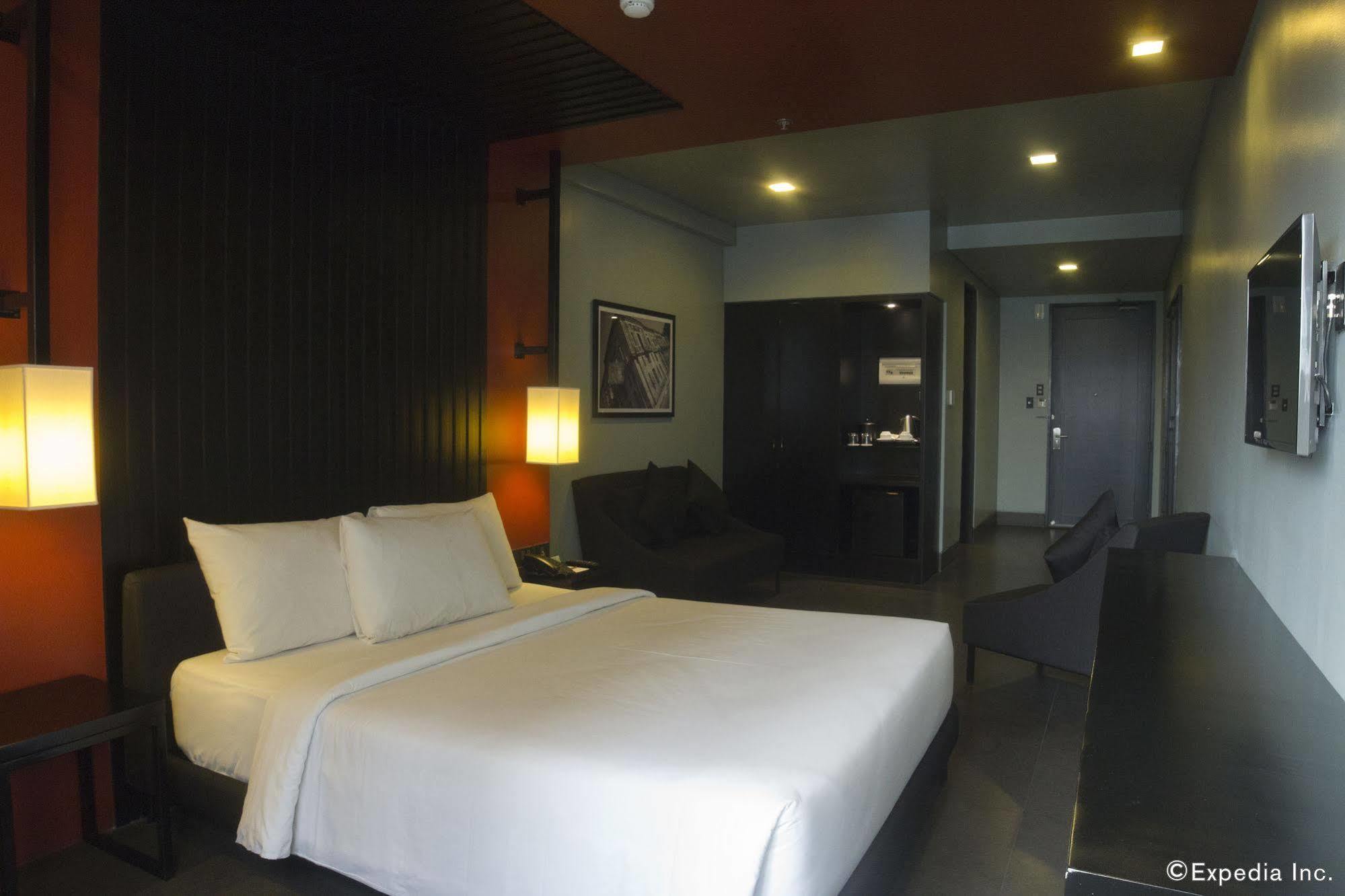 Amelie Hotel Manilla Buitenkant foto
