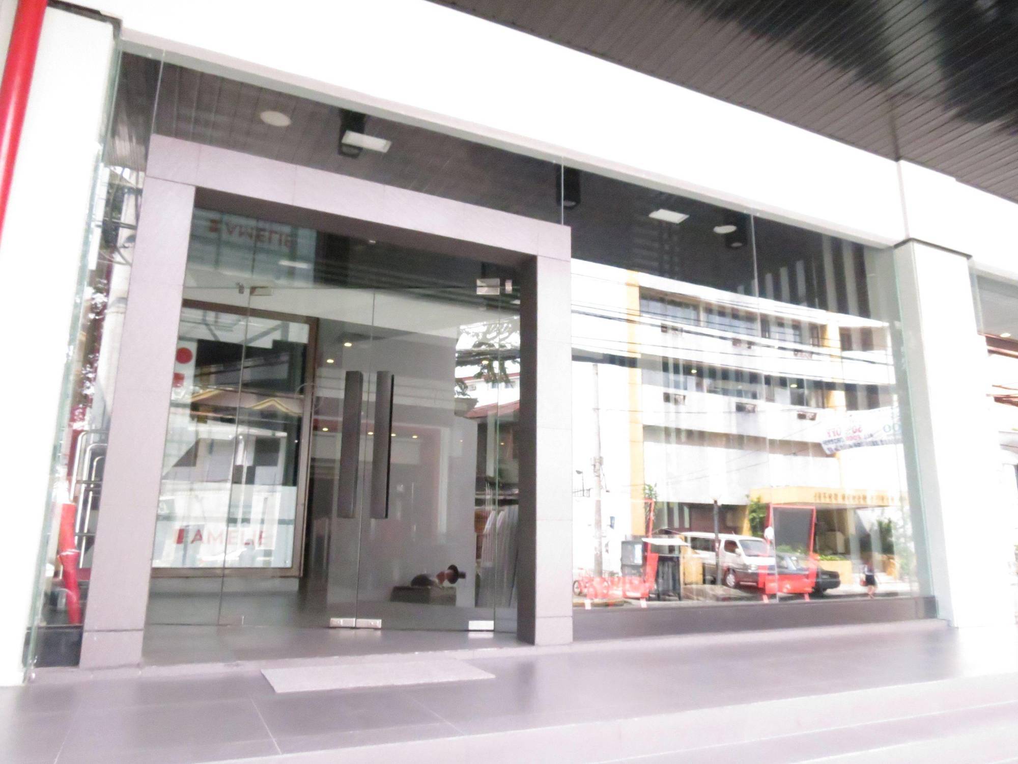 Amelie Hotel Manilla Buitenkant foto