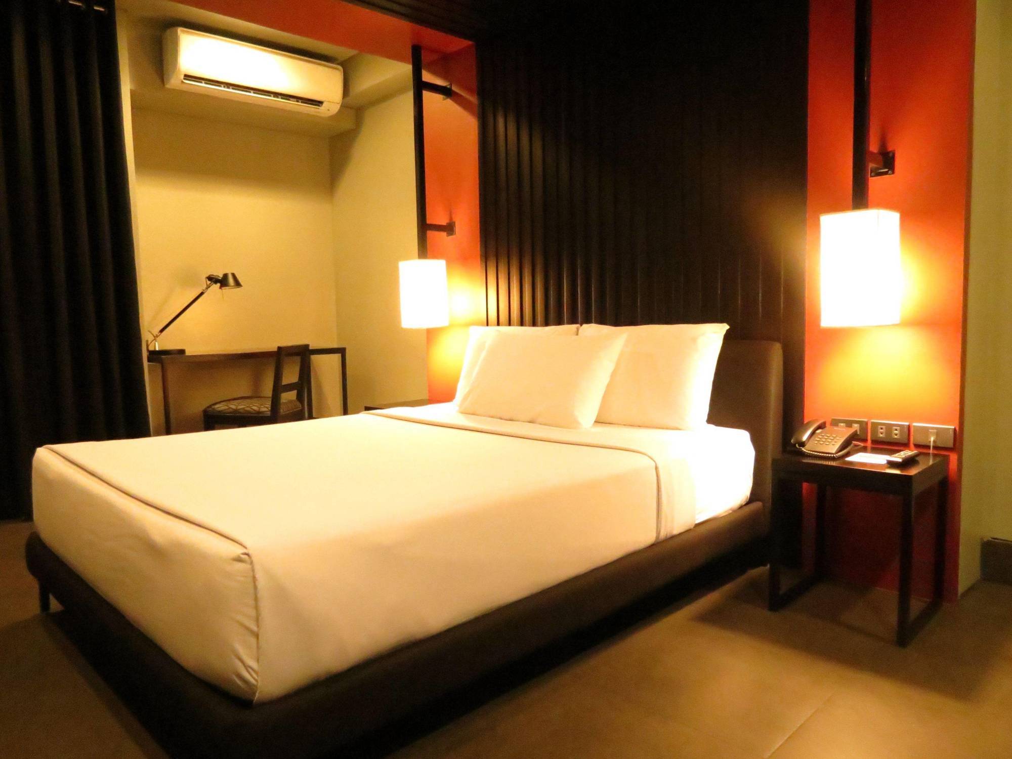 Amelie Hotel Manilla Buitenkant foto
