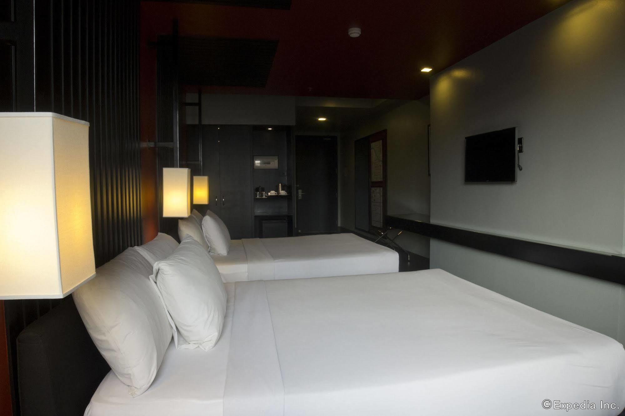Amelie Hotel Manilla Buitenkant foto