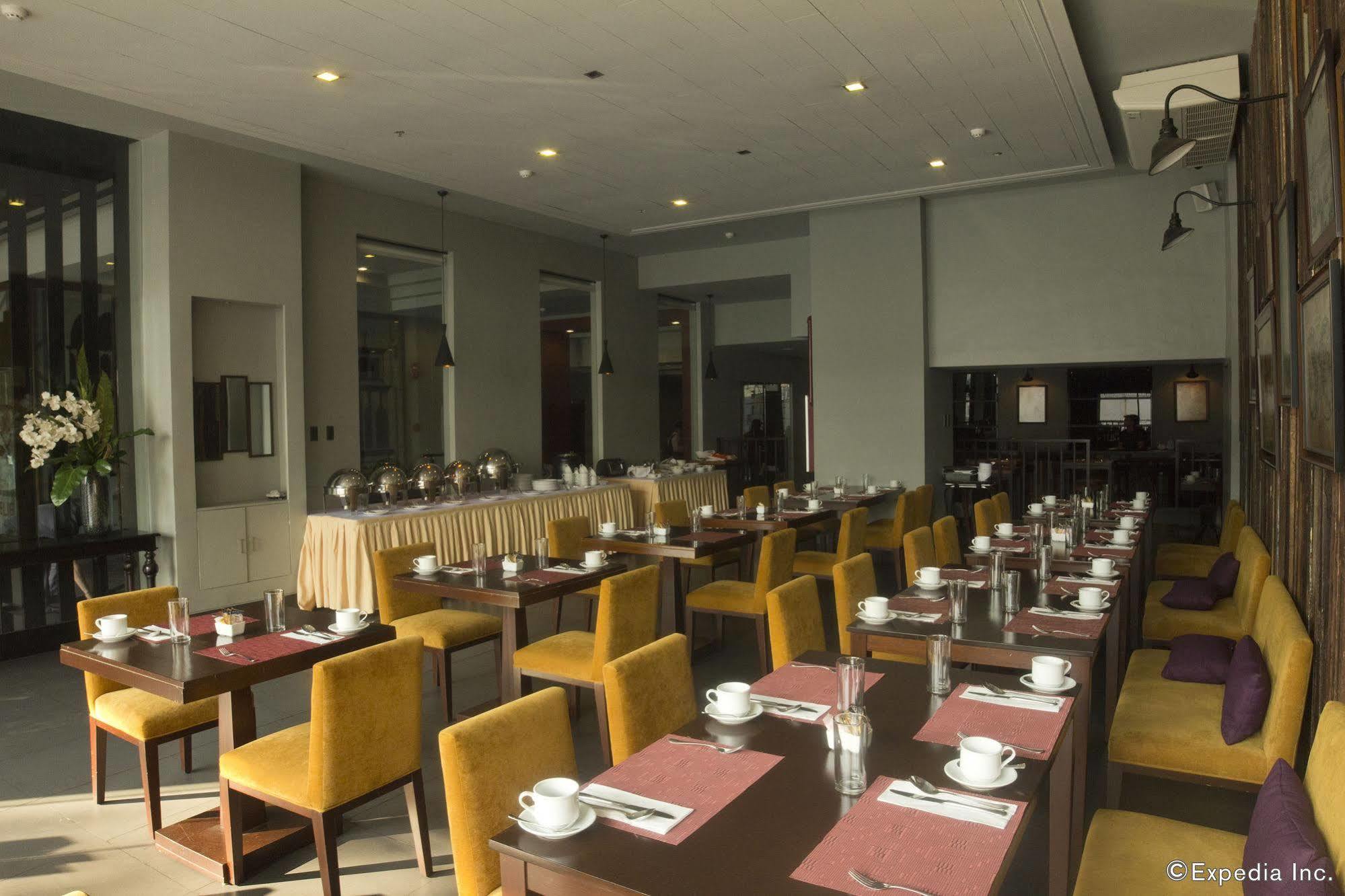 Amelie Hotel Manilla Buitenkant foto