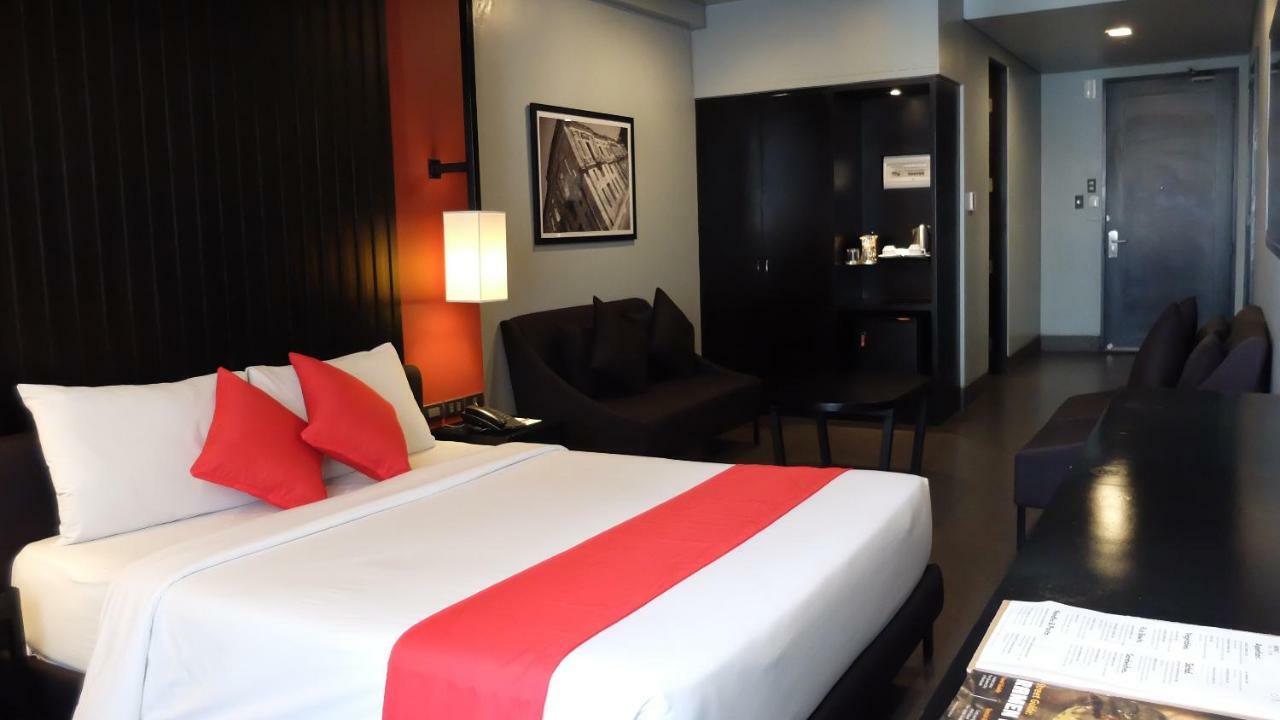 Amelie Hotel Manilla Buitenkant foto